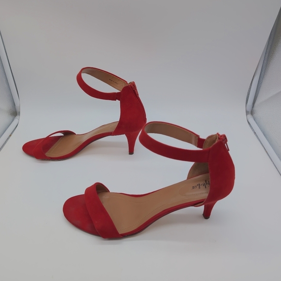 Stylish Red Heels by Style And Co. For Macy's Sz 12 - Picture 4 of 8